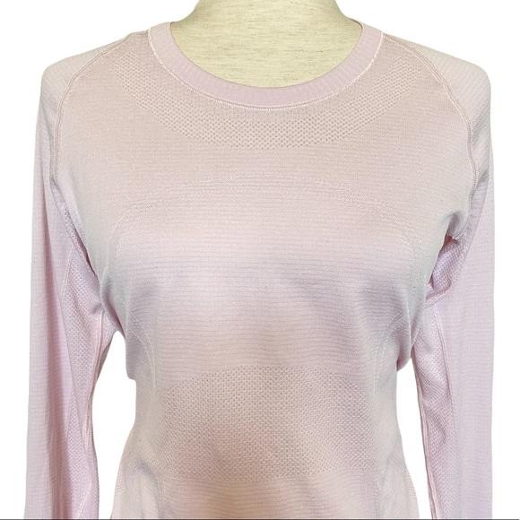 ⭐️ SOLD ⭐️ Lululemon Run Swiftly Long Sleeve Top Size 10 Pale Pink - Picture 4 of 8